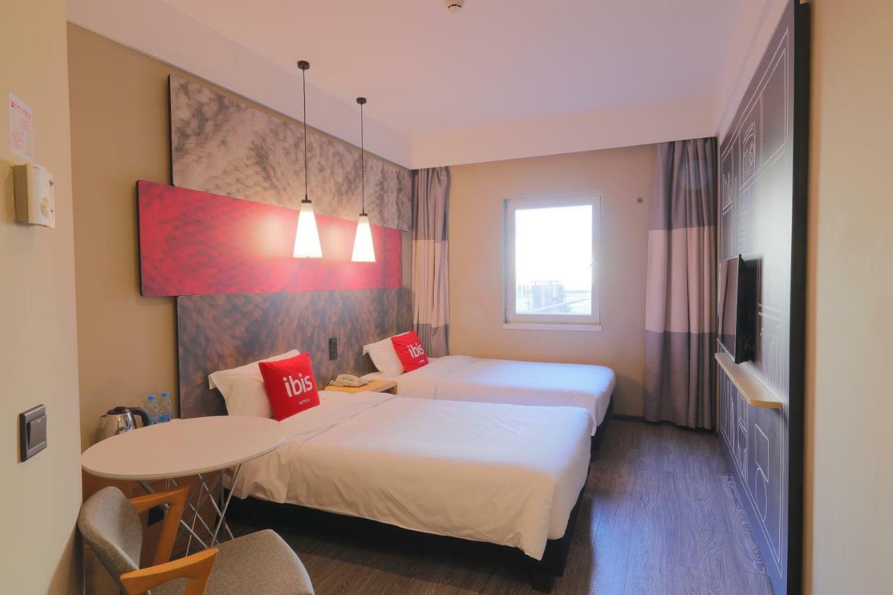 Ibis Qingdao Ningxia Road Hotel Exterior photo